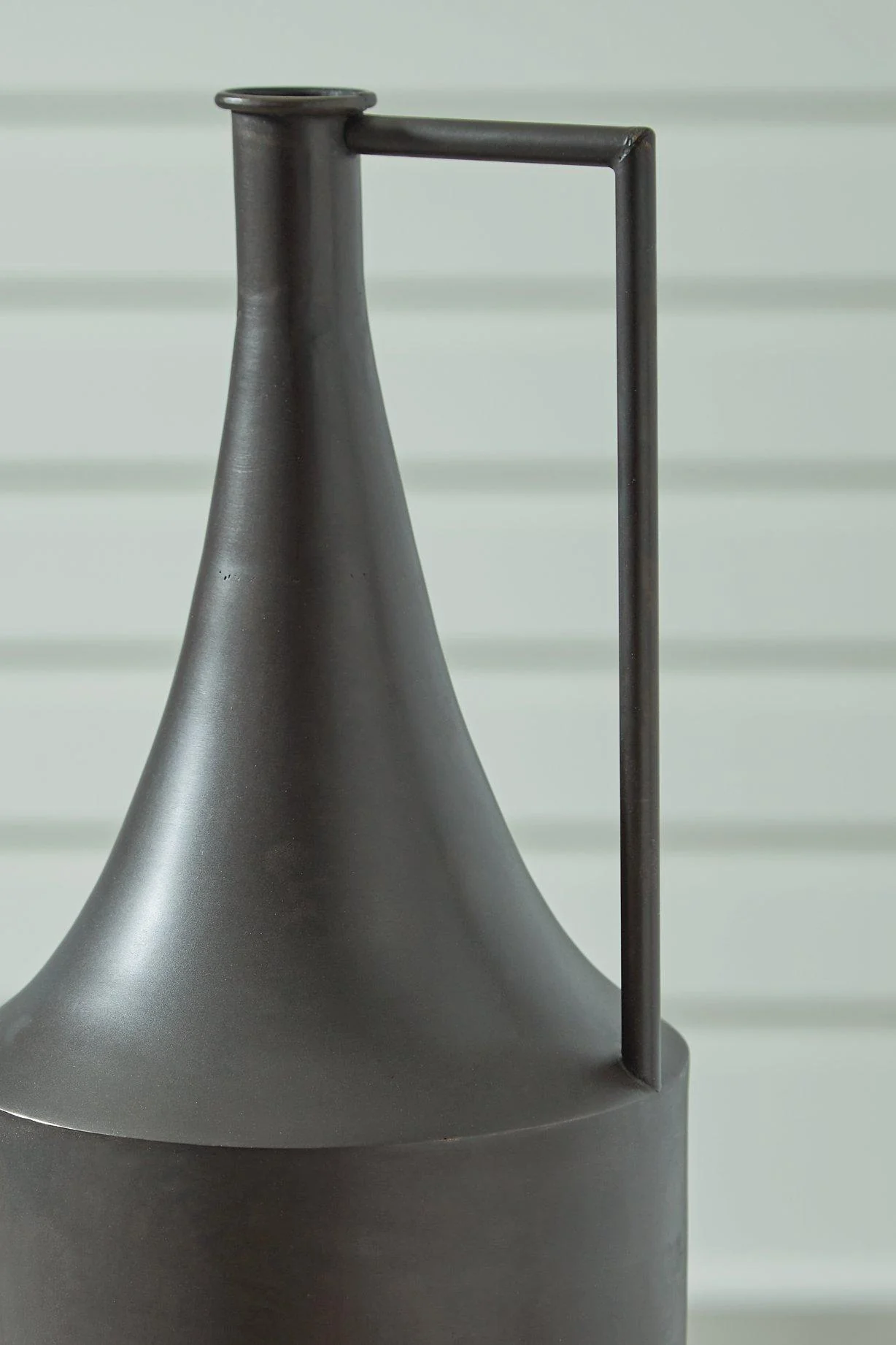 Zainforth Vase - Image 6